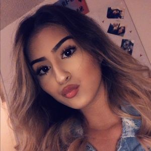 Meet your Posher, Lizbeth